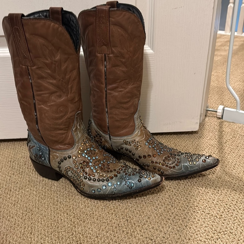 Last Kippy Swarovski crystal embellished boot. No loss of any crystals, soft lea
